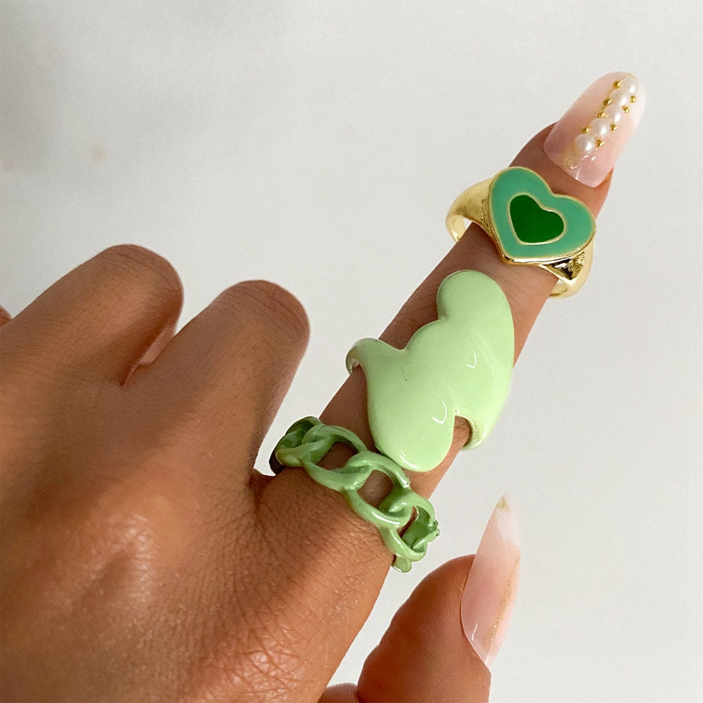 KISS WIFE Vintage Golden Heart Smile Rings Set for Women Ins Style Colorful Love Rings Cute Finger Rings for Girls Jewelry Gifts