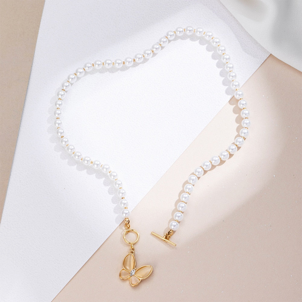 KISS WIFE Cute Butterfly Pendant Necklace For Women White Round Pearl Choker Goth Grunge Necklaces Fashion Jewelry 2021 Trend